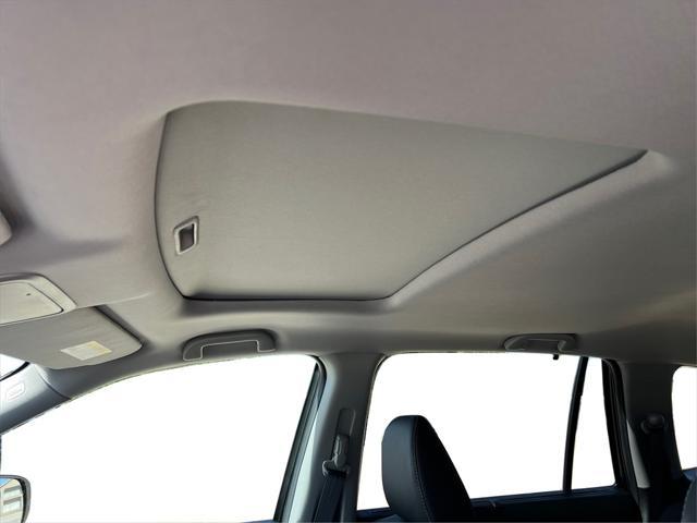 used 2022 Honda Pilot car, priced at $31,211