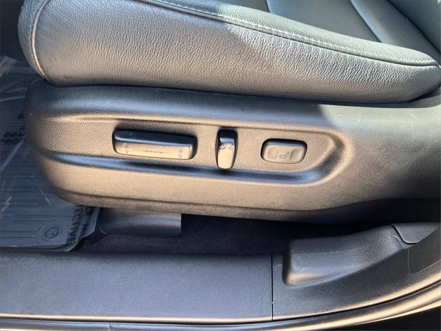 used 2022 Honda Pilot car, priced at $31,211