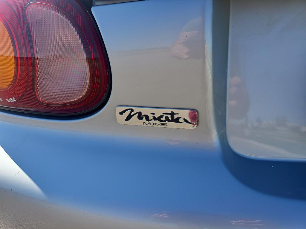 used 2000 Mazda MX-5 Miata car, priced at $8,491