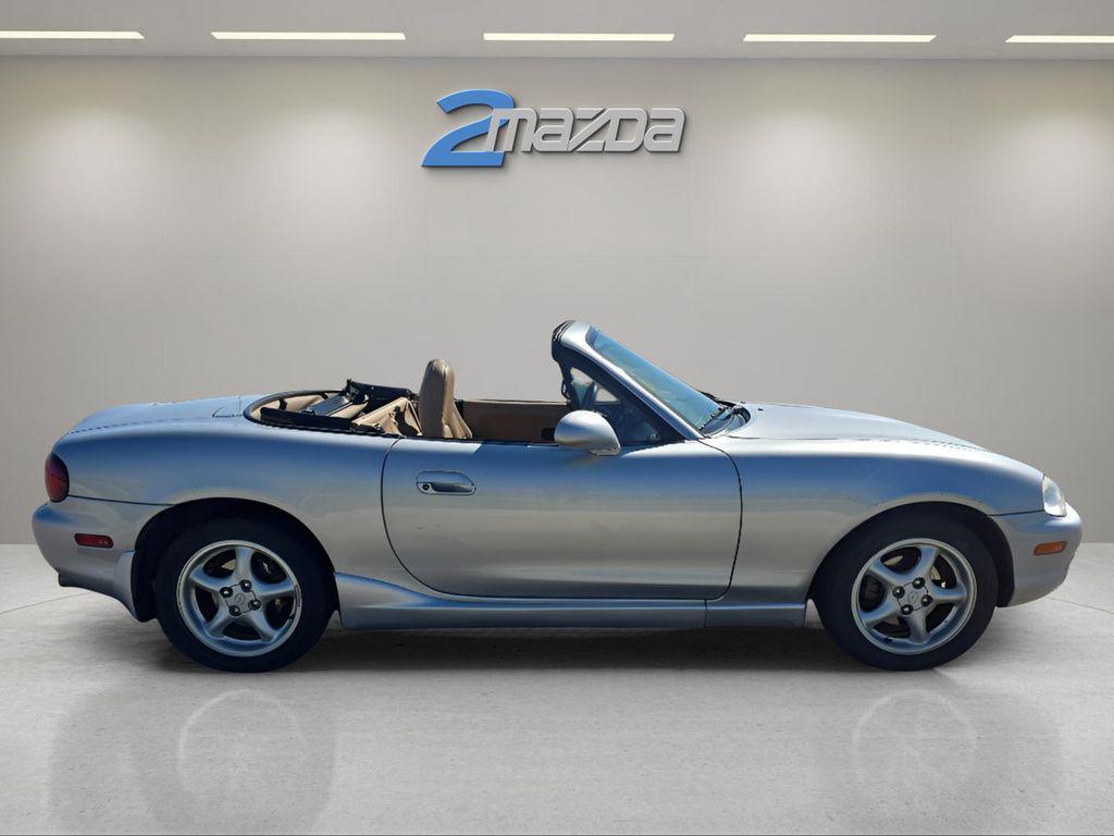 used 2000 Mazda MX-5 Miata car, priced at $8,491