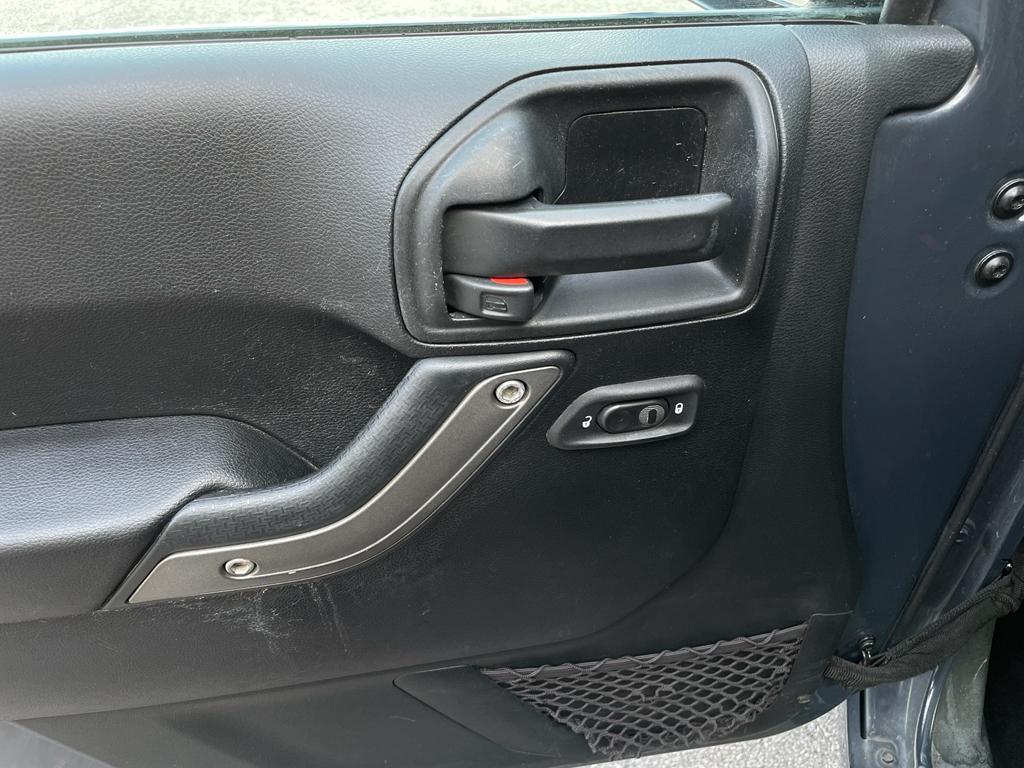 used 2016 Jeep Wrangler Unlimited car, priced at $16,495