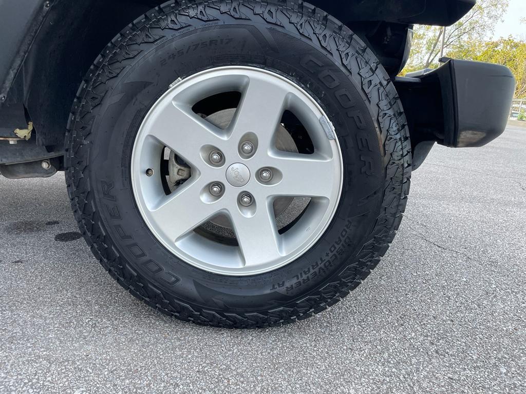 used 2016 Jeep Wrangler Unlimited car, priced at $16,495