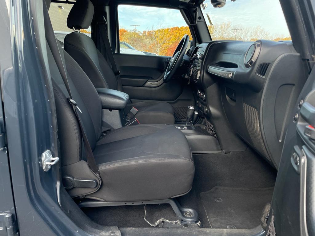 used 2016 Jeep Wrangler Unlimited car, priced at $16,495