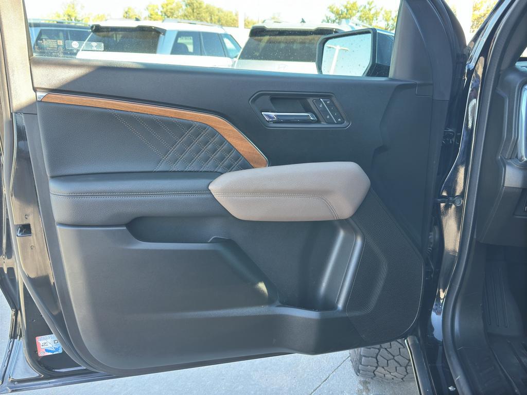 used 2023 GMC Canyon car, priced at $41,250
