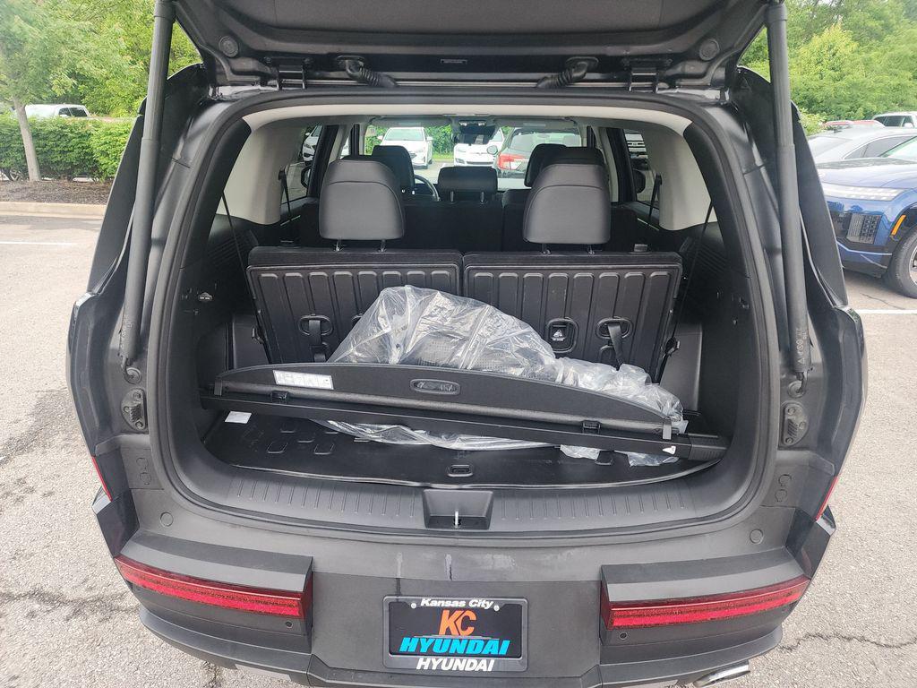 used 2025 Hyundai Santa Fe car, priced at $31,858