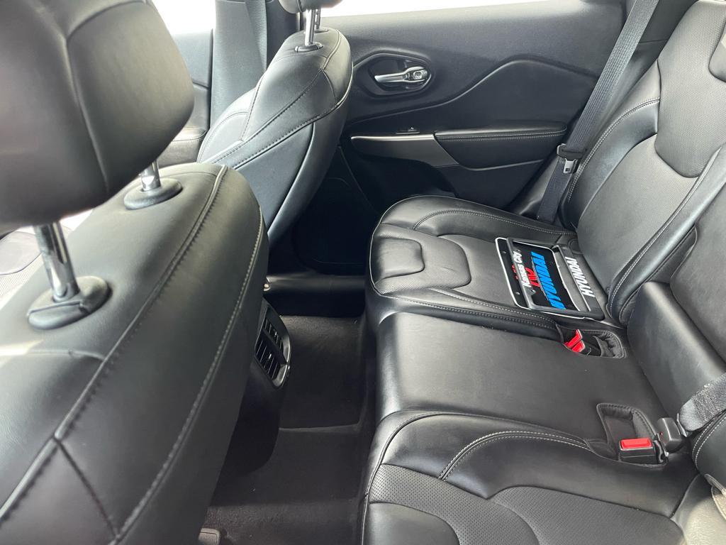 used 2022 Jeep Cherokee car, priced at $22,079