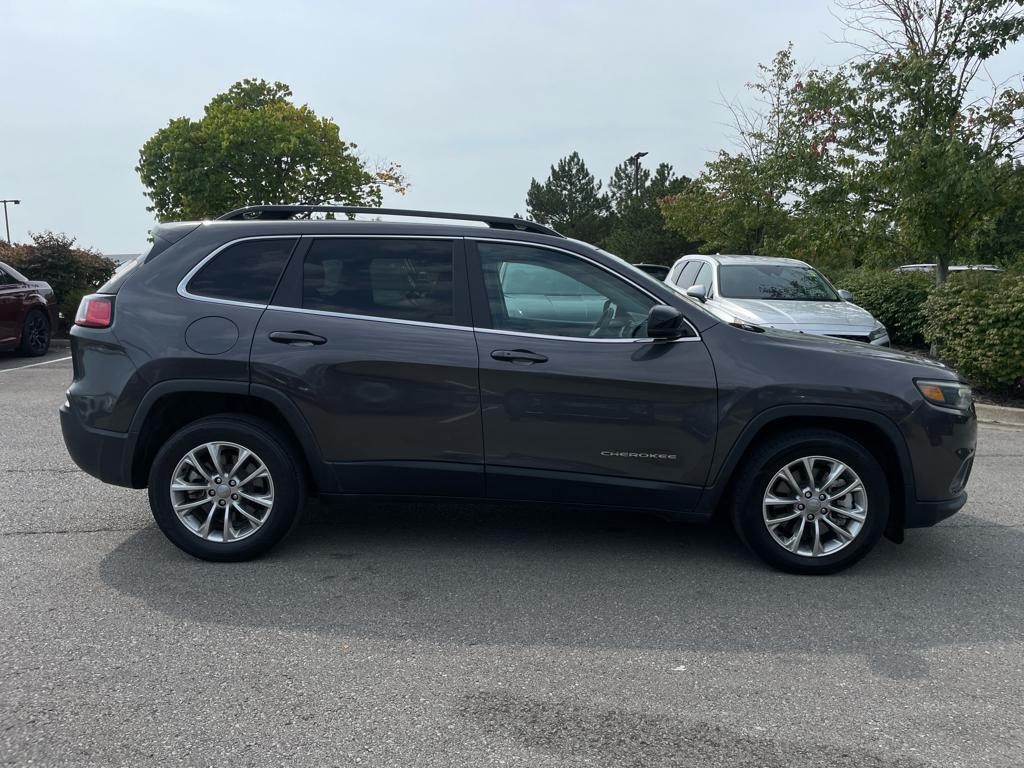 used 2022 Jeep Cherokee car, priced at $22,079