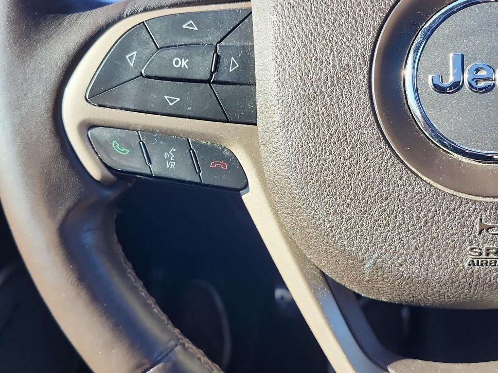 used 2015 Jeep Grand Cherokee car, priced at $13,973