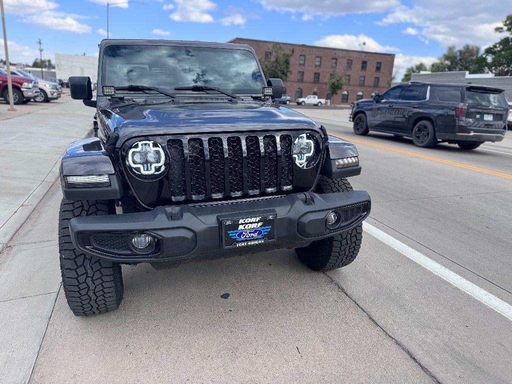 used 2023 Jeep Gladiator car, priced at $40,362