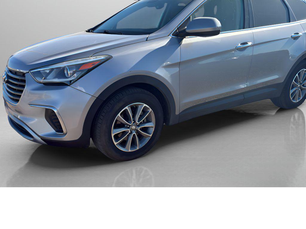 used 2018 Hyundai Santa Fe car, priced at $15,490