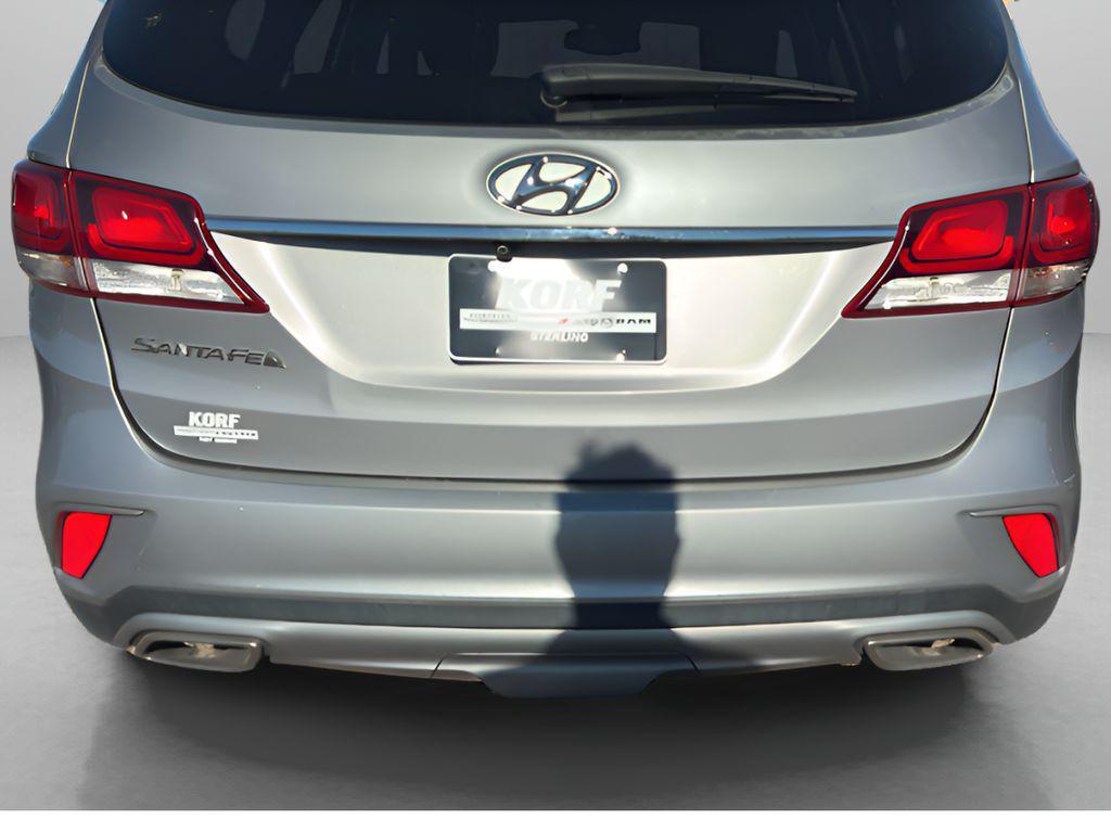 used 2018 Hyundai Santa Fe car, priced at $15,490
