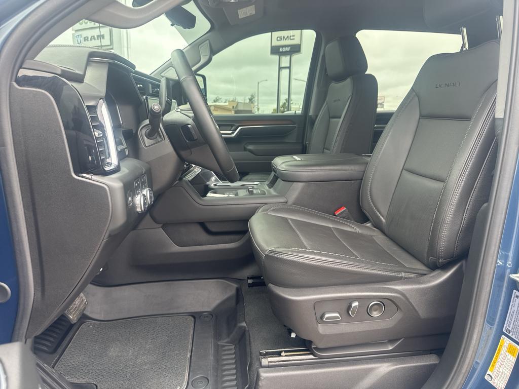 used 2024 GMC Sierra 2500 car, priced at $80,095