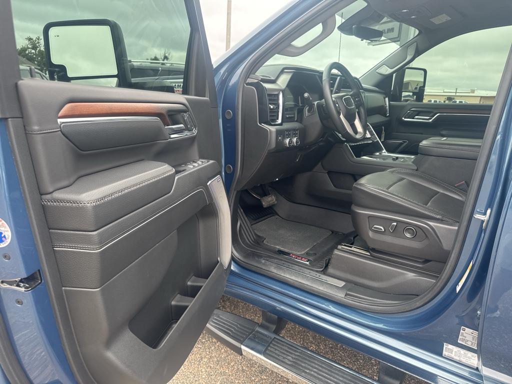 used 2024 GMC Sierra 2500 car, priced at $80,095