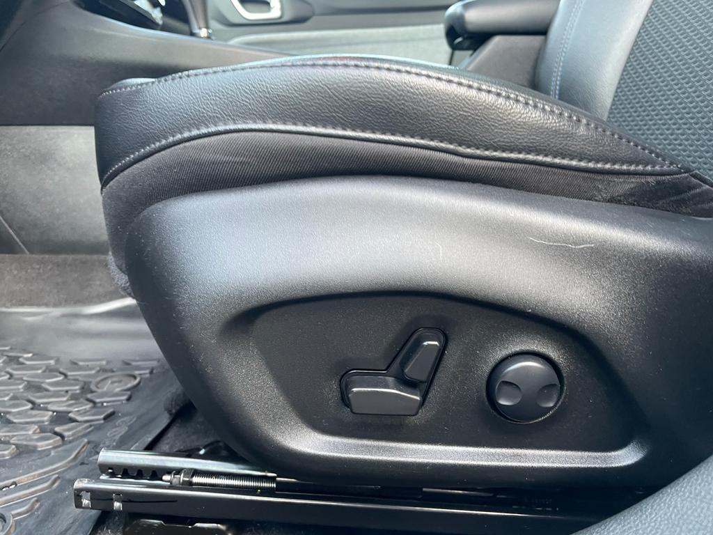 used 2023 Jeep Compass car, priced at $18,495