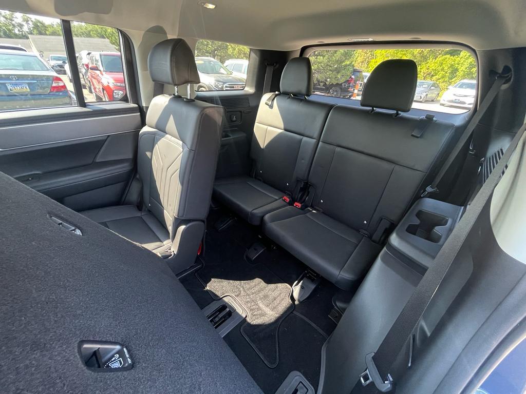 used 2025 Hyundai Santa Fe car, priced at $37,351