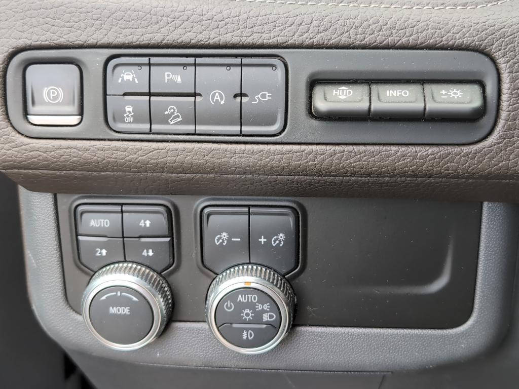 used 2021 GMC Yukon car, priced at $49,489