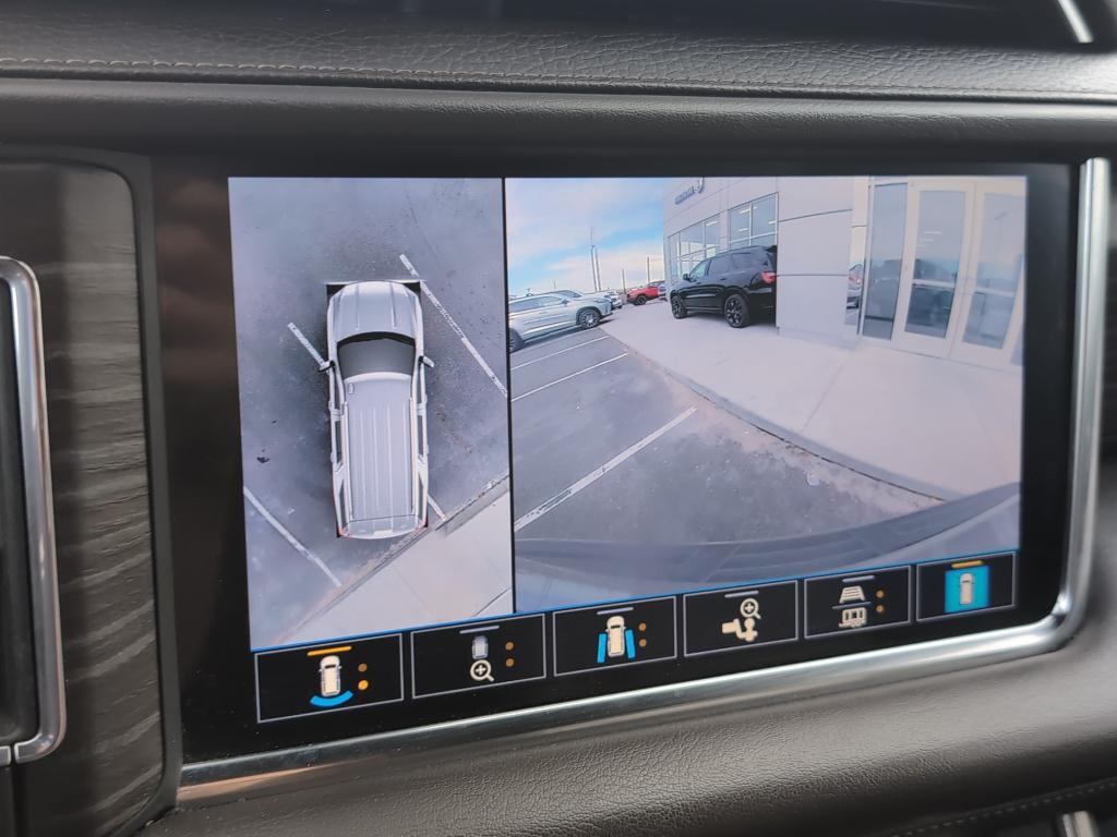 used 2021 GMC Yukon car, priced at $49,489