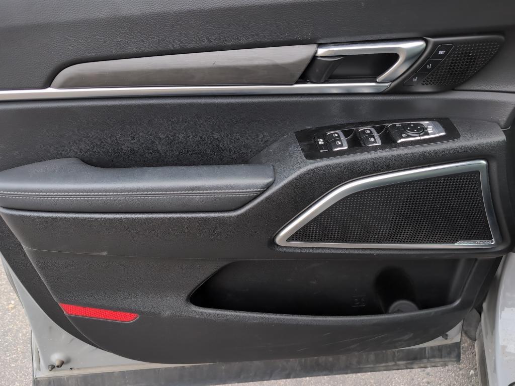 used 2023 Kia Telluride car, priced at $42,000