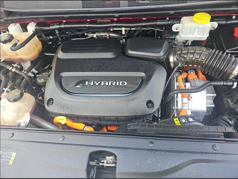 used 2018 Chrysler Pacifica Hybrid car, priced at $9,997