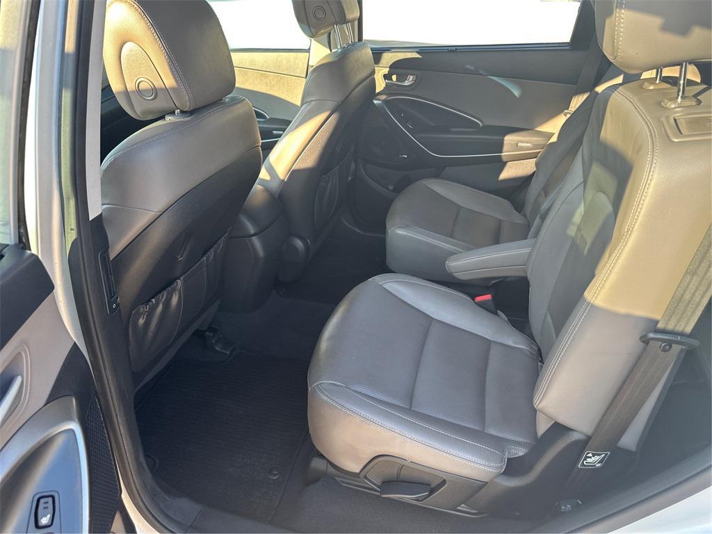 used 2016 Hyundai Santa Fe car, priced at $15,371