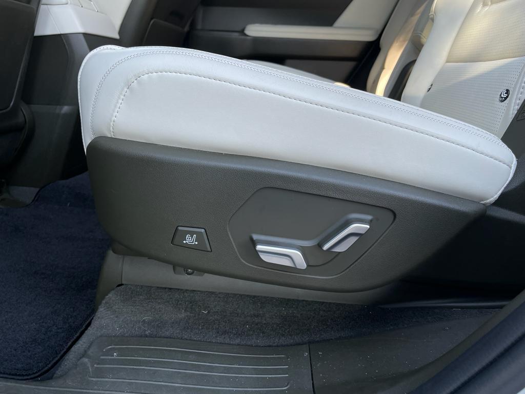 used 2025 Hyundai Santa Fe car, priced at $45,174