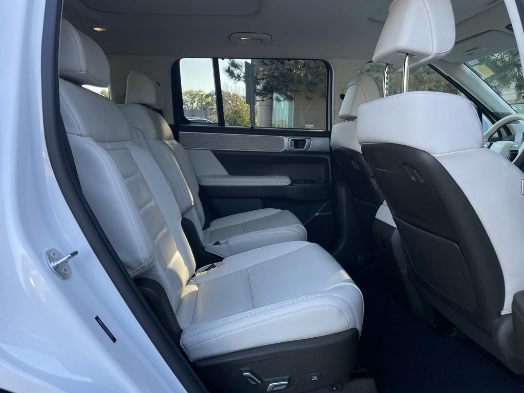 used 2025 Hyundai Santa Fe car, priced at $45,174
