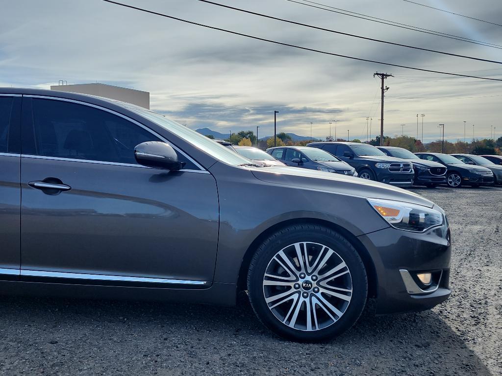 used 2015 Kia Cadenza car, priced at $10,654
