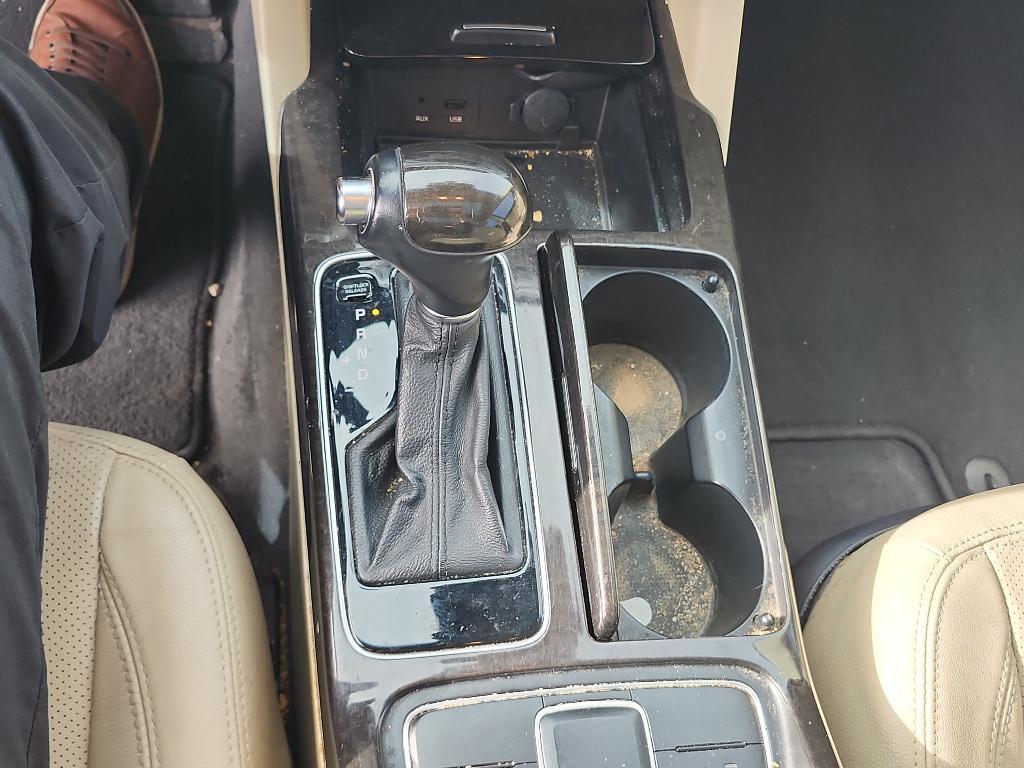 used 2015 Kia Cadenza car, priced at $10,654