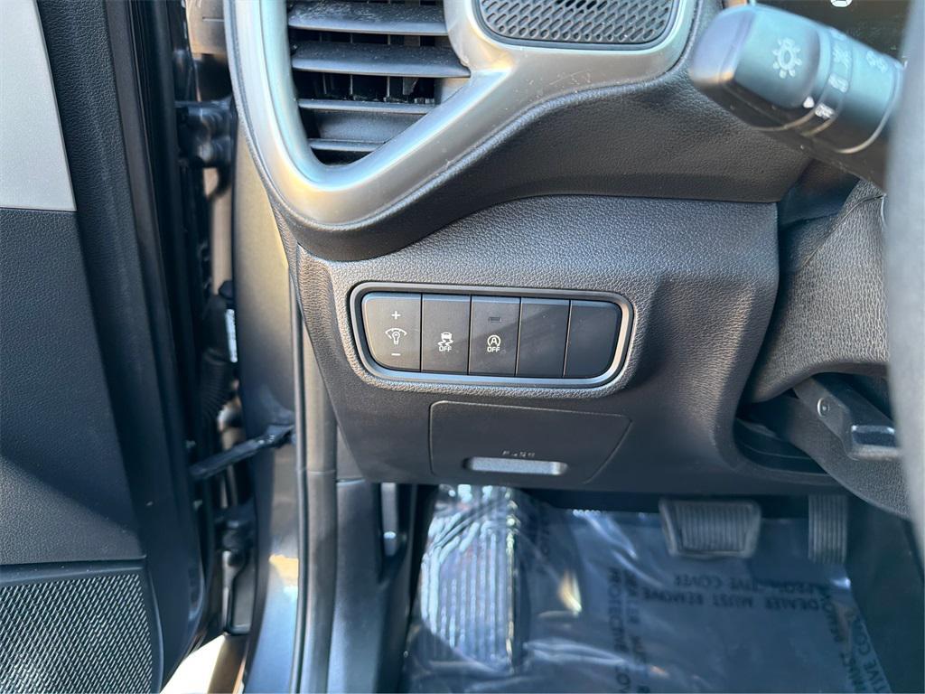 used 2023 Kia Soul car, priced at $15,498