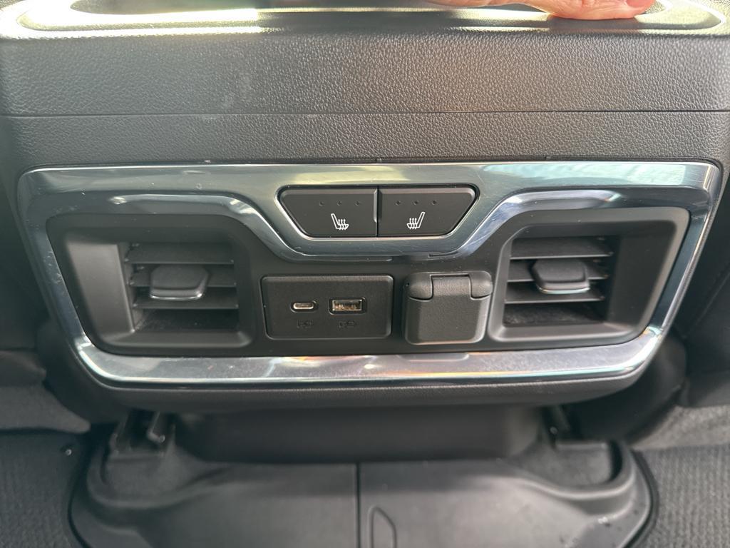 used 2021 GMC Sierra 1500 car, priced at $40,489