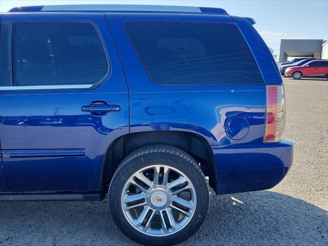 used 2012 Cadillac Escalade car, priced at $12,495