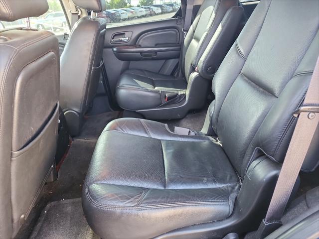 used 2012 Cadillac Escalade car, priced at $12,495