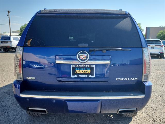 used 2012 Cadillac Escalade car, priced at $12,495