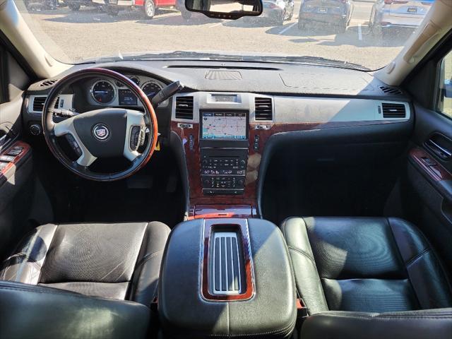 used 2012 Cadillac Escalade car, priced at $12,495