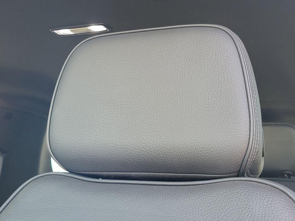 used 2022 GMC Yukon XL car, priced at $54,428