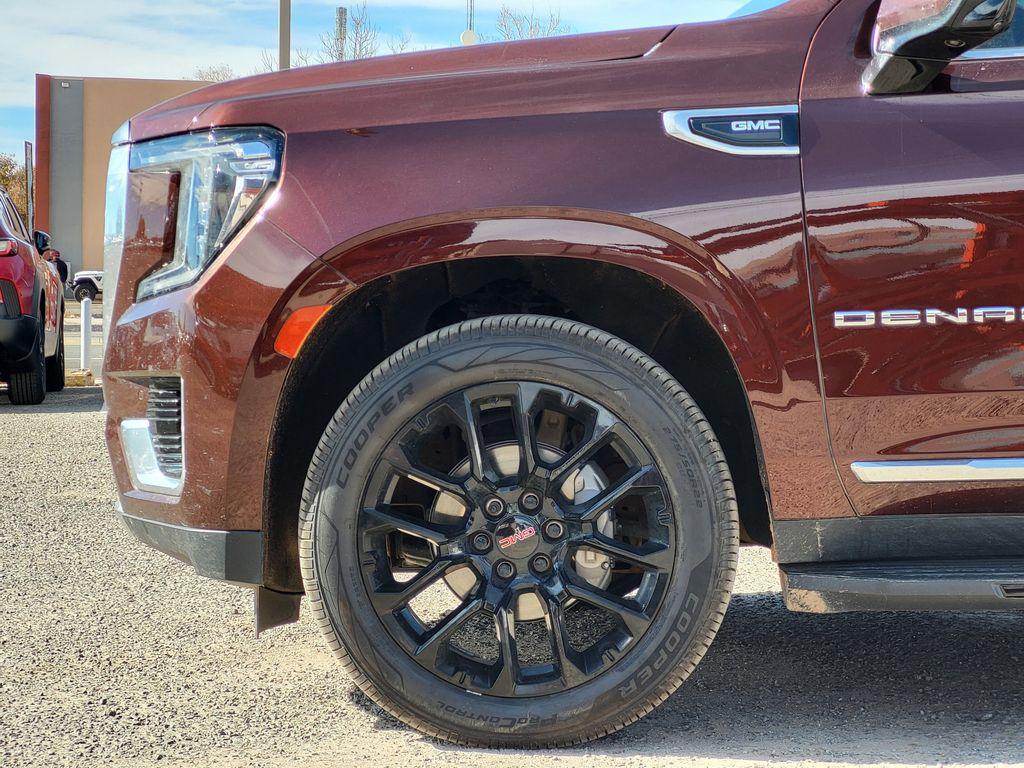 used 2022 GMC Yukon XL car, priced at $54,428