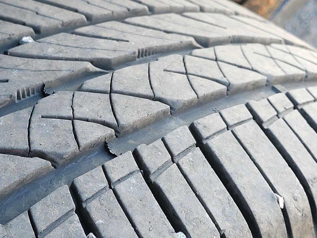 used 2022 GMC Yukon XL car, priced at $54,428