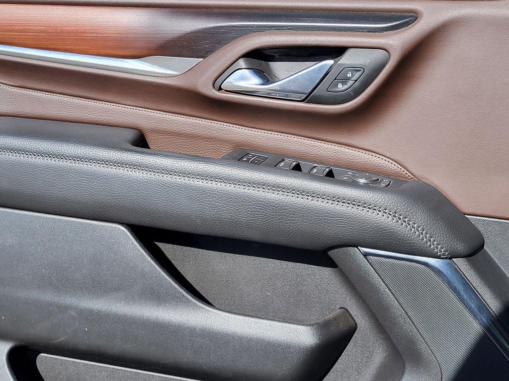 used 2022 GMC Yukon XL car, priced at $54,428