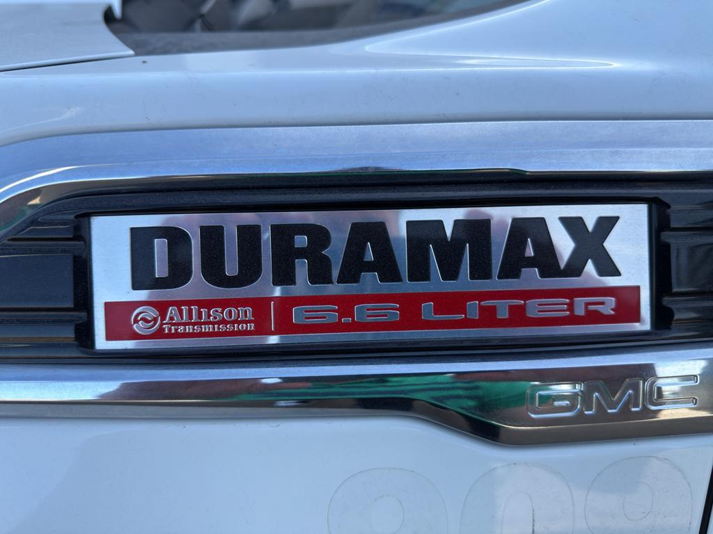 used 2023 GMC Sierra 2500 car, priced at $40,500