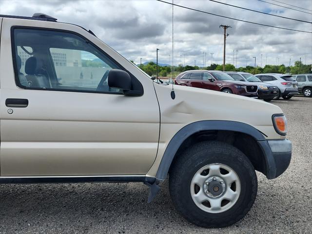 used 1997 Nissan Pathfinder car