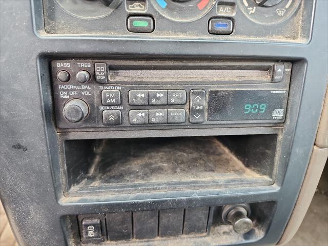 used 1997 Nissan Pathfinder car