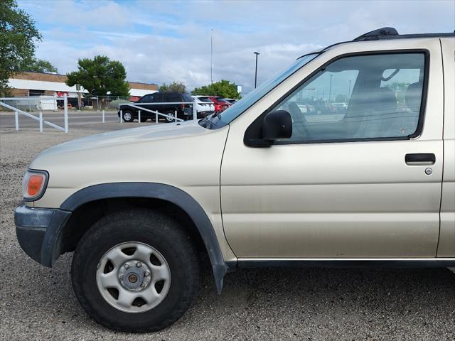 used 1997 Nissan Pathfinder car