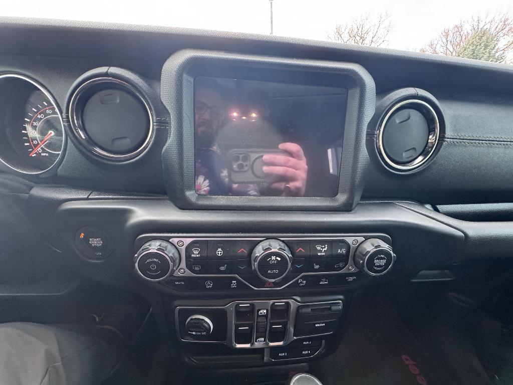 used 2021 Jeep Wrangler Unlimited car, priced at $38,100