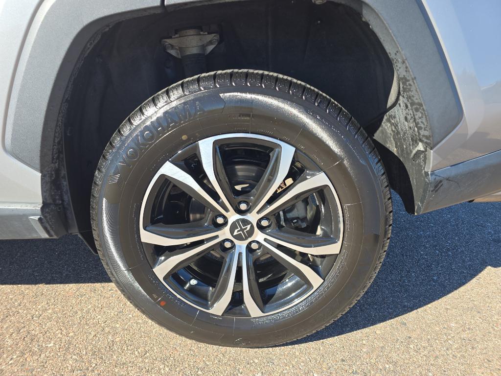 used 2021 Toyota RAV4 car, priced at $21,298