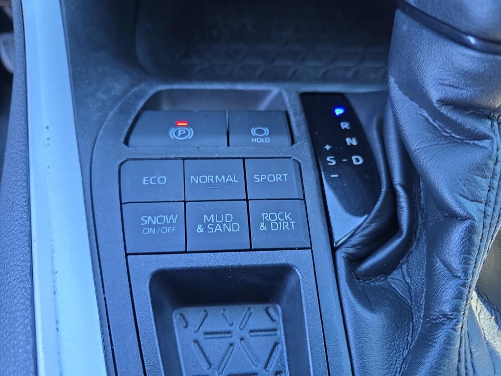 used 2021 Toyota RAV4 car, priced at $21,298