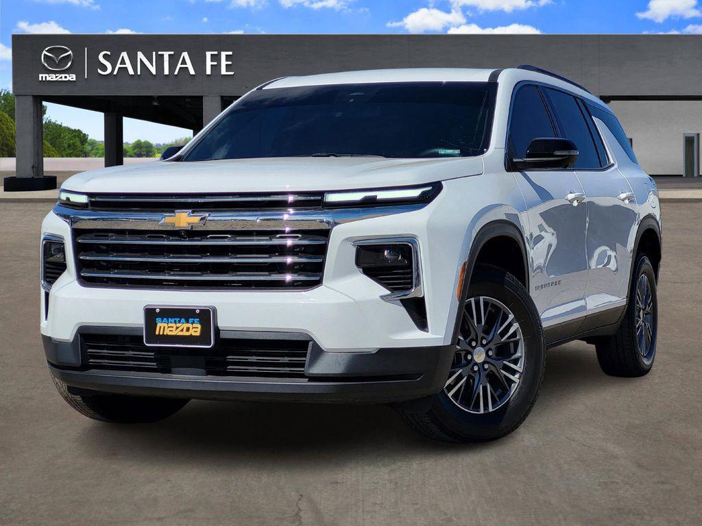 used 2024 Chevrolet Traverse car, priced at $34,236