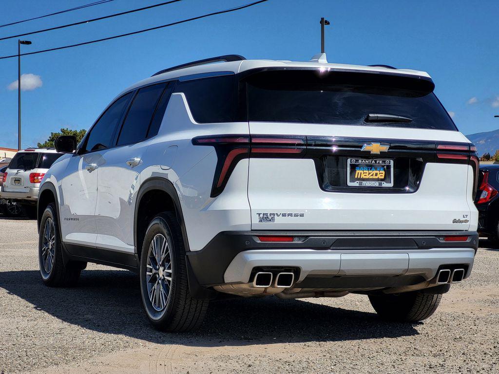 used 2024 Chevrolet Traverse car, priced at $34,236