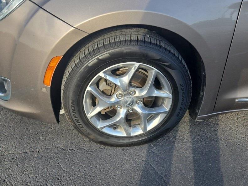 used 2018 Chrysler Pacifica car, priced at $14,439