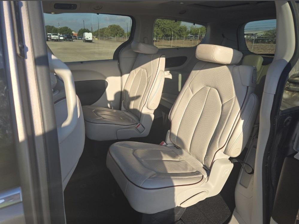 used 2018 Chrysler Pacifica car, priced at $14,439