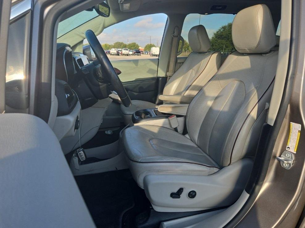 used 2018 Chrysler Pacifica car, priced at $14,439